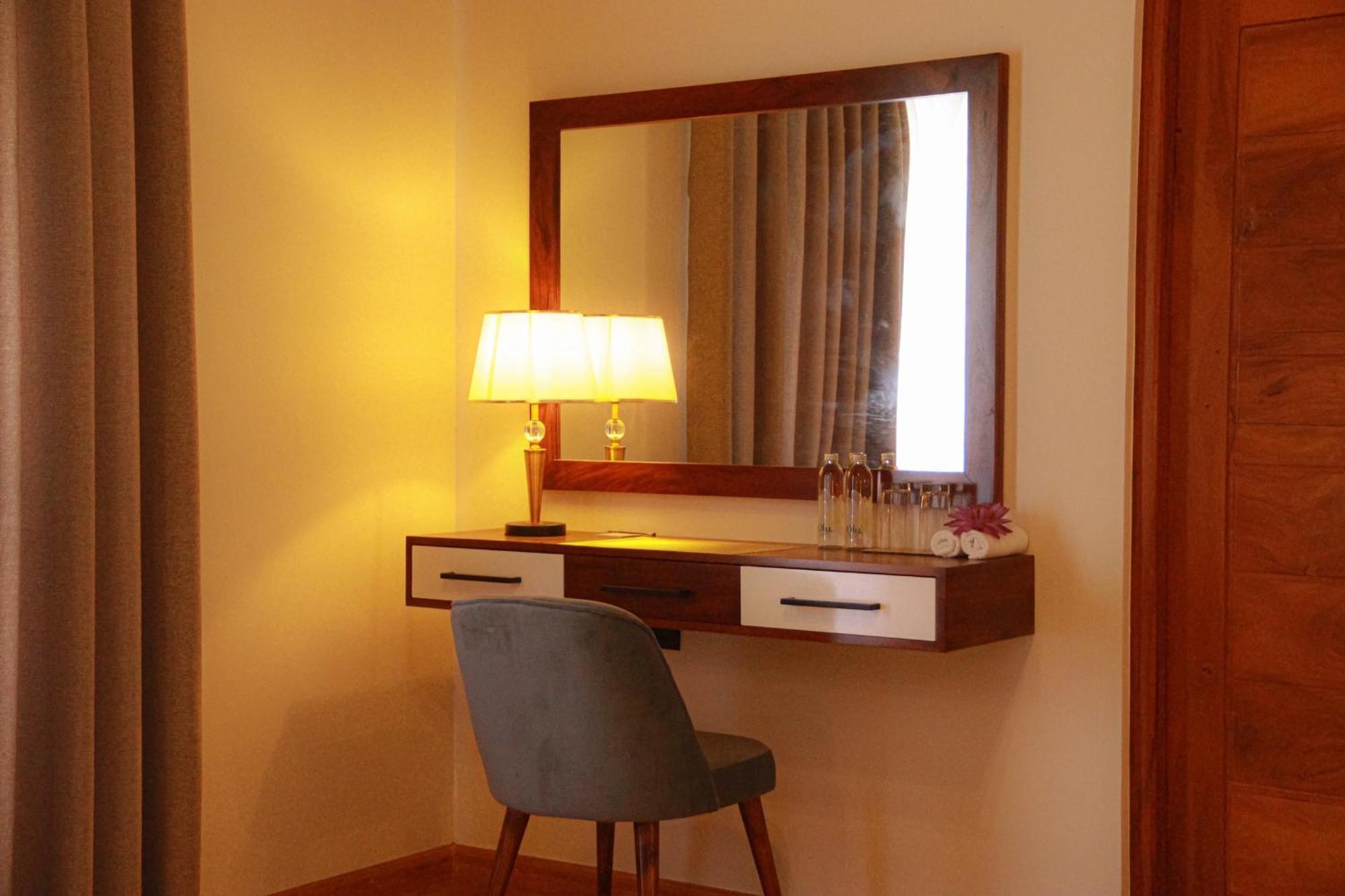 Moana La Vie - Polhena Hotel Matara Luaran gambar
